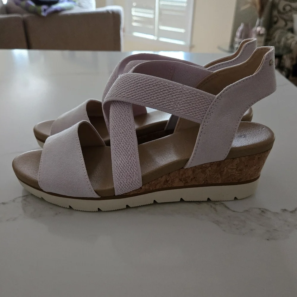 NWT Dr. Scholls Wedges